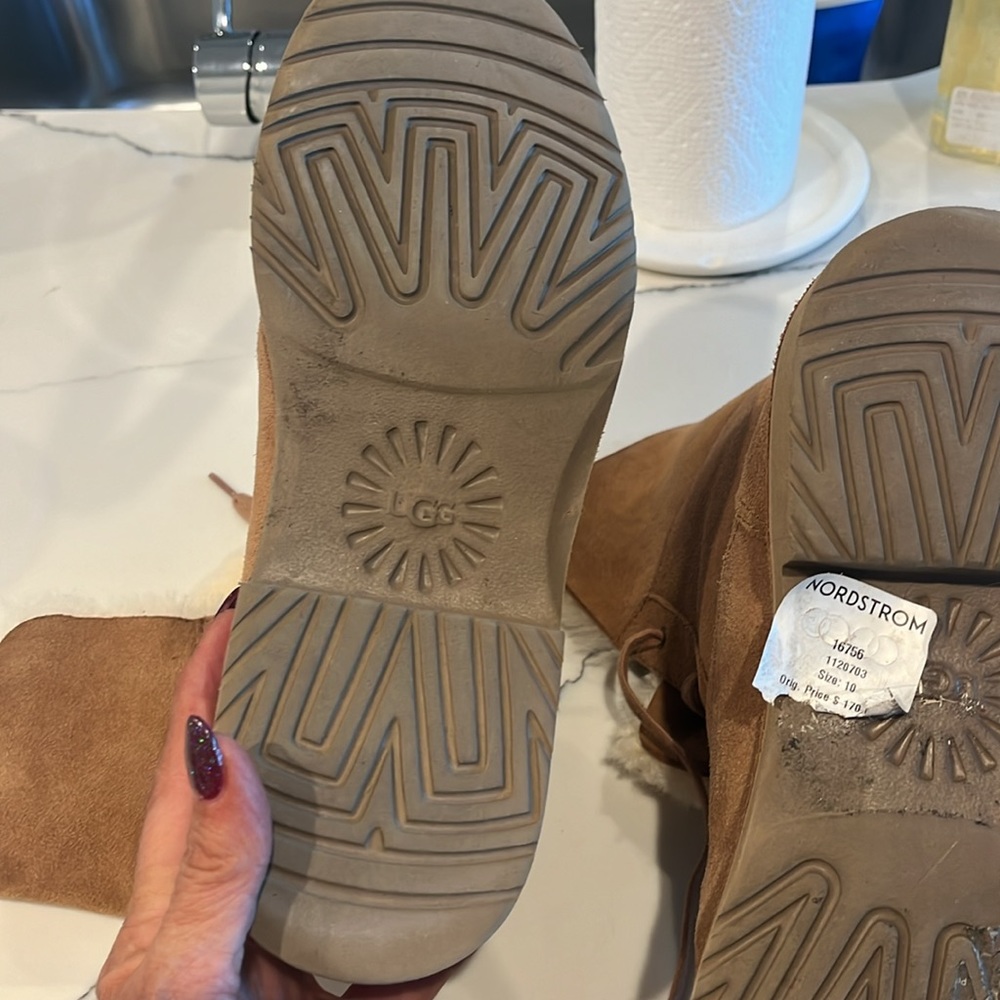 Lace-up uggs - Picture 6 of 6